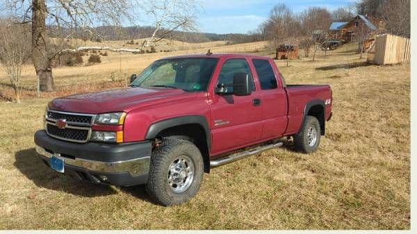 2007 Chevrolet Silverado 2500 Hd Duramax 4WD for sale in Churchville, Maryland, photo 1 of 22