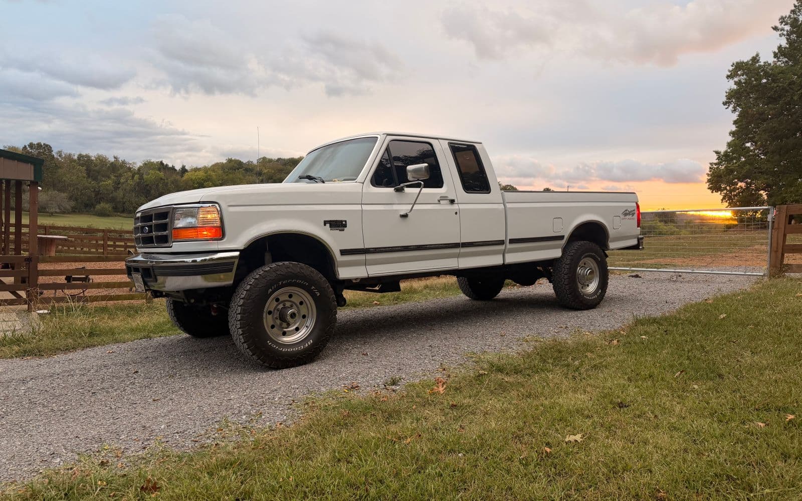 1997 Ford F-250 for sale in Thompsons Station, Tennessee, photo 1 of 14