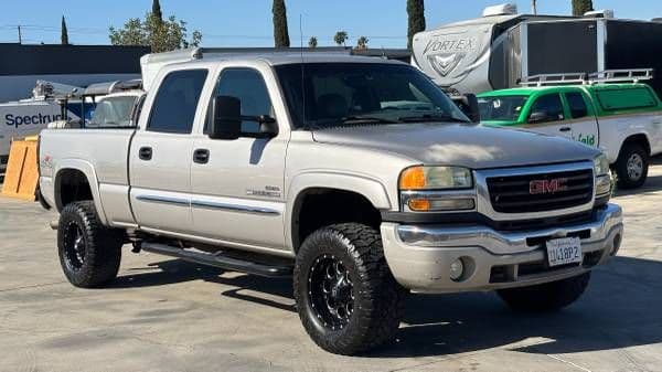 2005 GMC Sierra 2500 (3/4 Ton) for sale in Ontario, CA